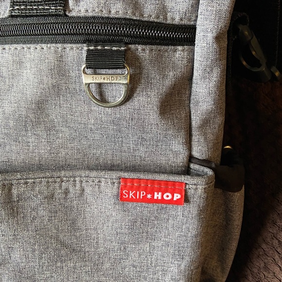 🎉2/25$ Skip Hop diaper bag🐨 - Picture 3 of 14